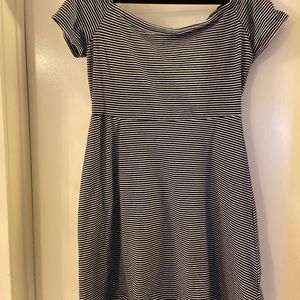 Old Navy Off-the Shoulder Dress x2